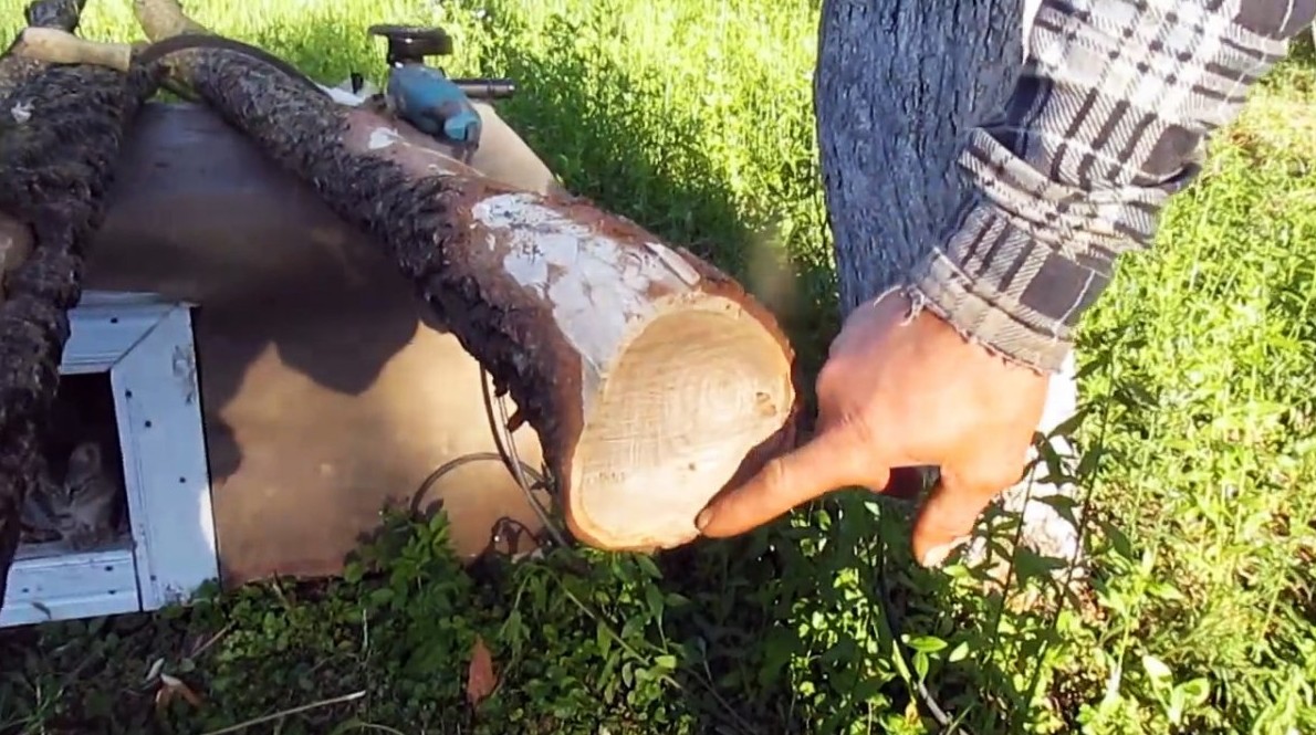 Гнить не будет Как установить деревянные столбы в землю