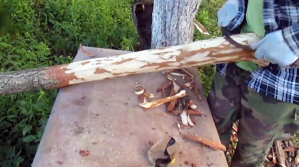 Гнить не будет Как установить деревянные столбы в землю