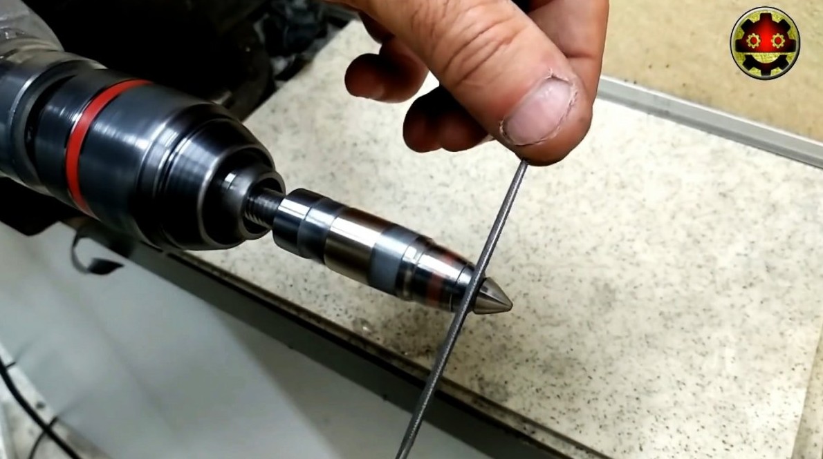 Как из обычных гаек сделать очень крутой брелок без токарного станка