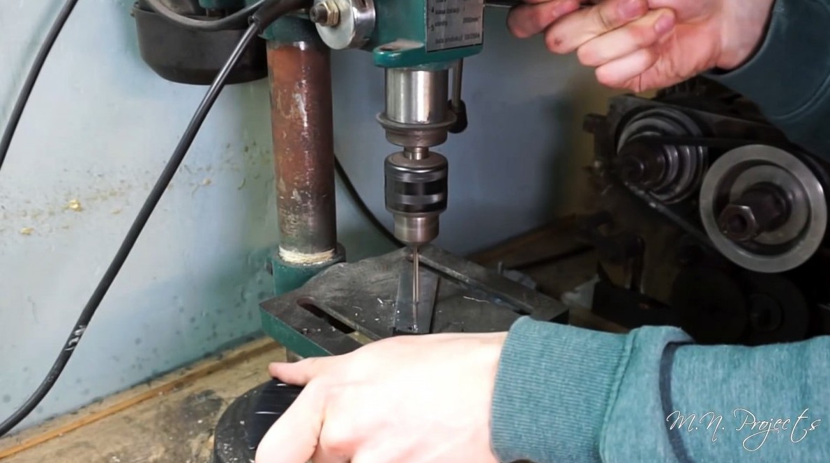 Как из старого диска сделать легкий походный топорик без ковки и термообработки