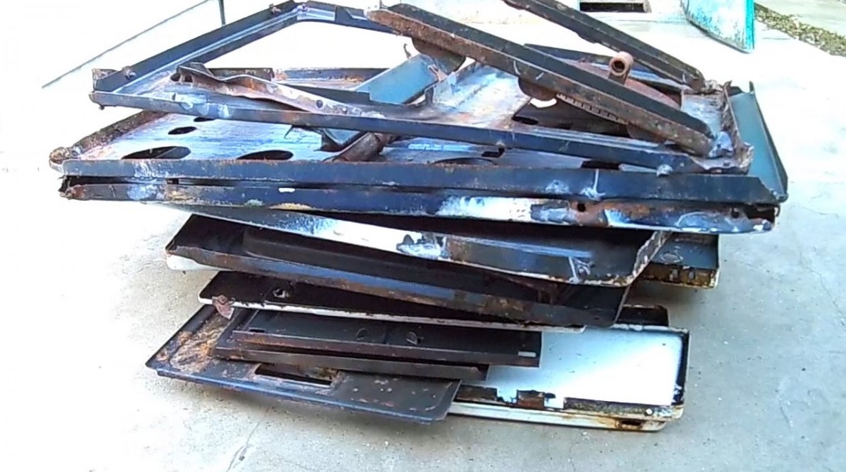 Сколько можно заработать разобрав на металлолом старую газовую плиту