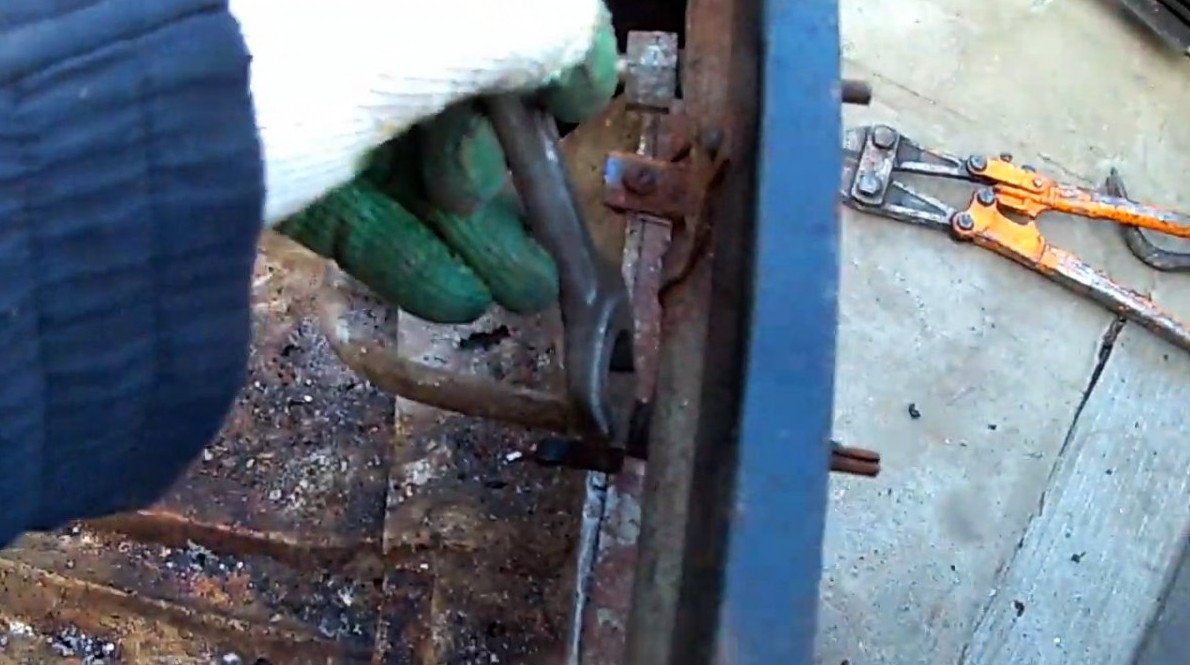 Сколько можно заработать разобрав на металлолом старую газовую плиту