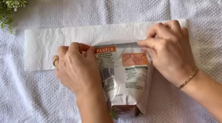 Гениальный трюк с утюгом и туалетной бумагой, который нужно знать каждой хозяйке - «Своими руками»