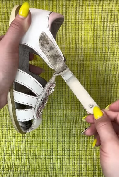 Простой способ починить липучки на обуви своими руками - «Советы»